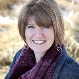 Crystal Zakaluzny Headshot